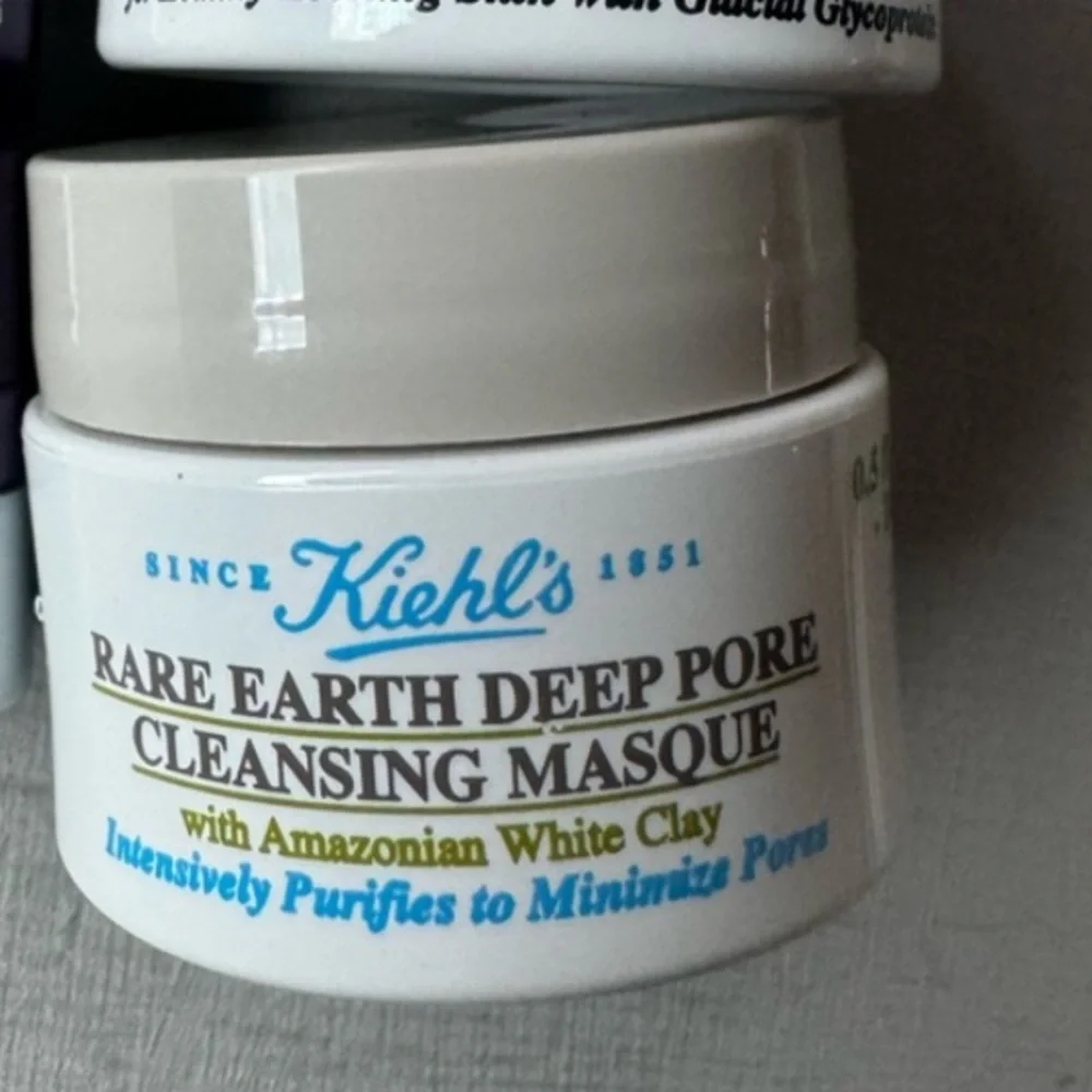 NWT Kielh's Rare Earth Deep Pore Cleansing Masque